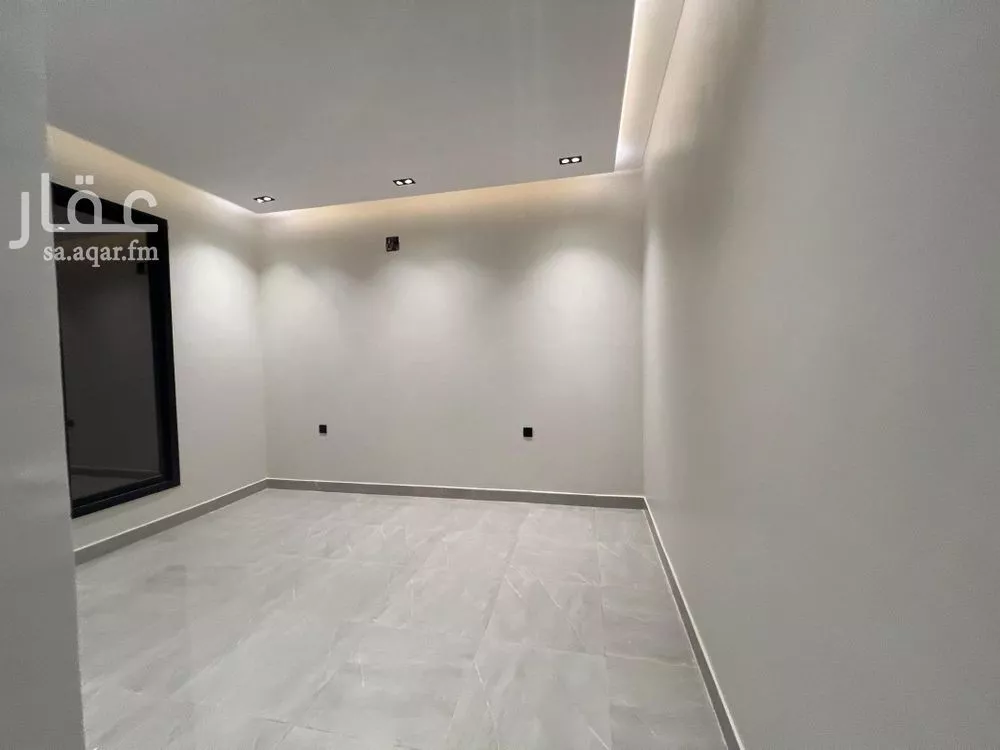 5 bedroom floor in Tuwaiq 20