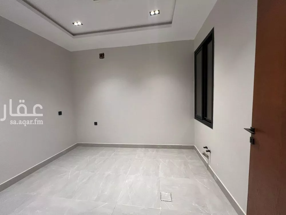 5 bedroom floor in Tuwaiq 6