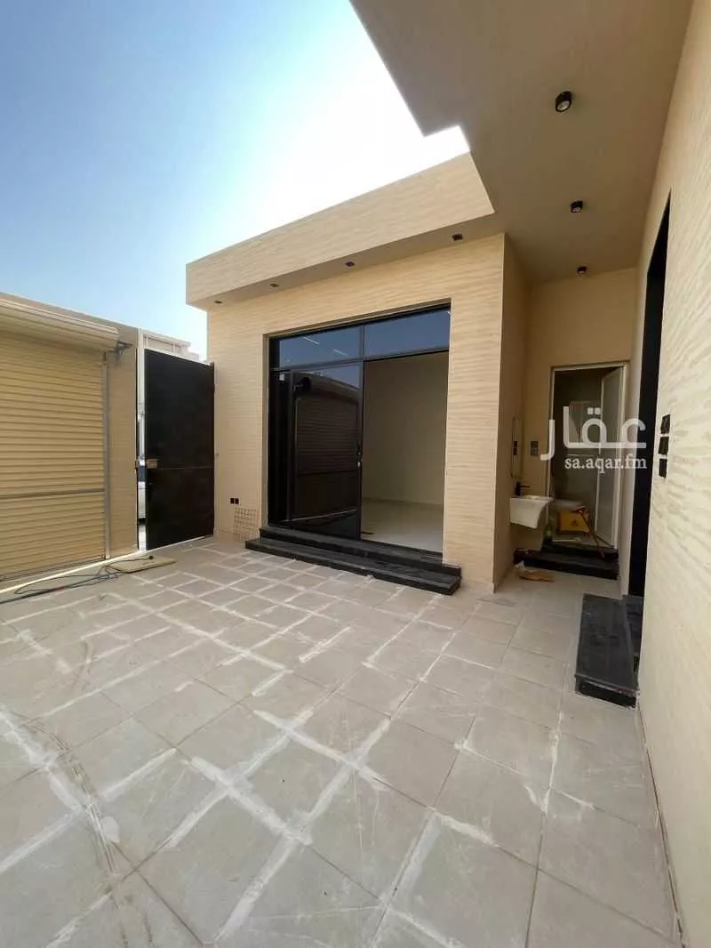 4 bedroom floor in Ash Sharq 2
