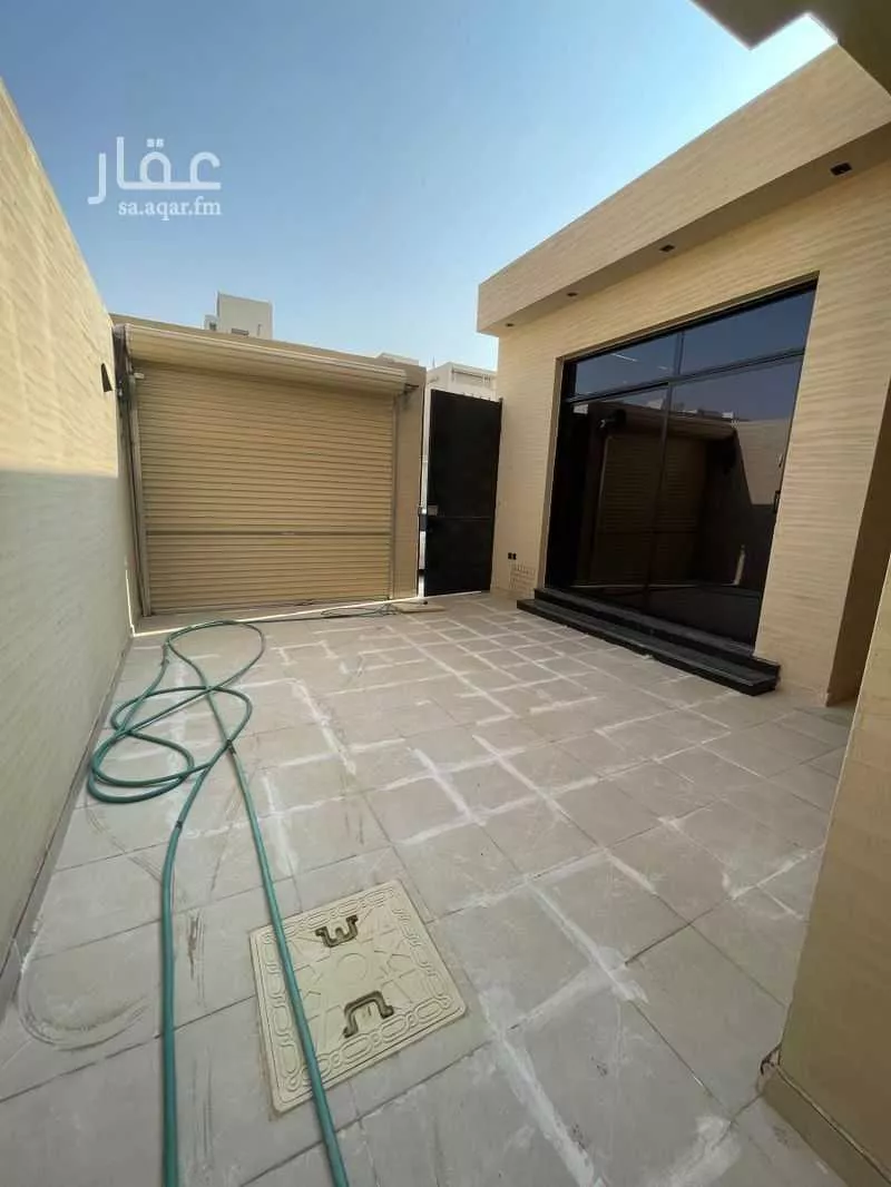 4 bedroom floor in Ash Sharq 3
