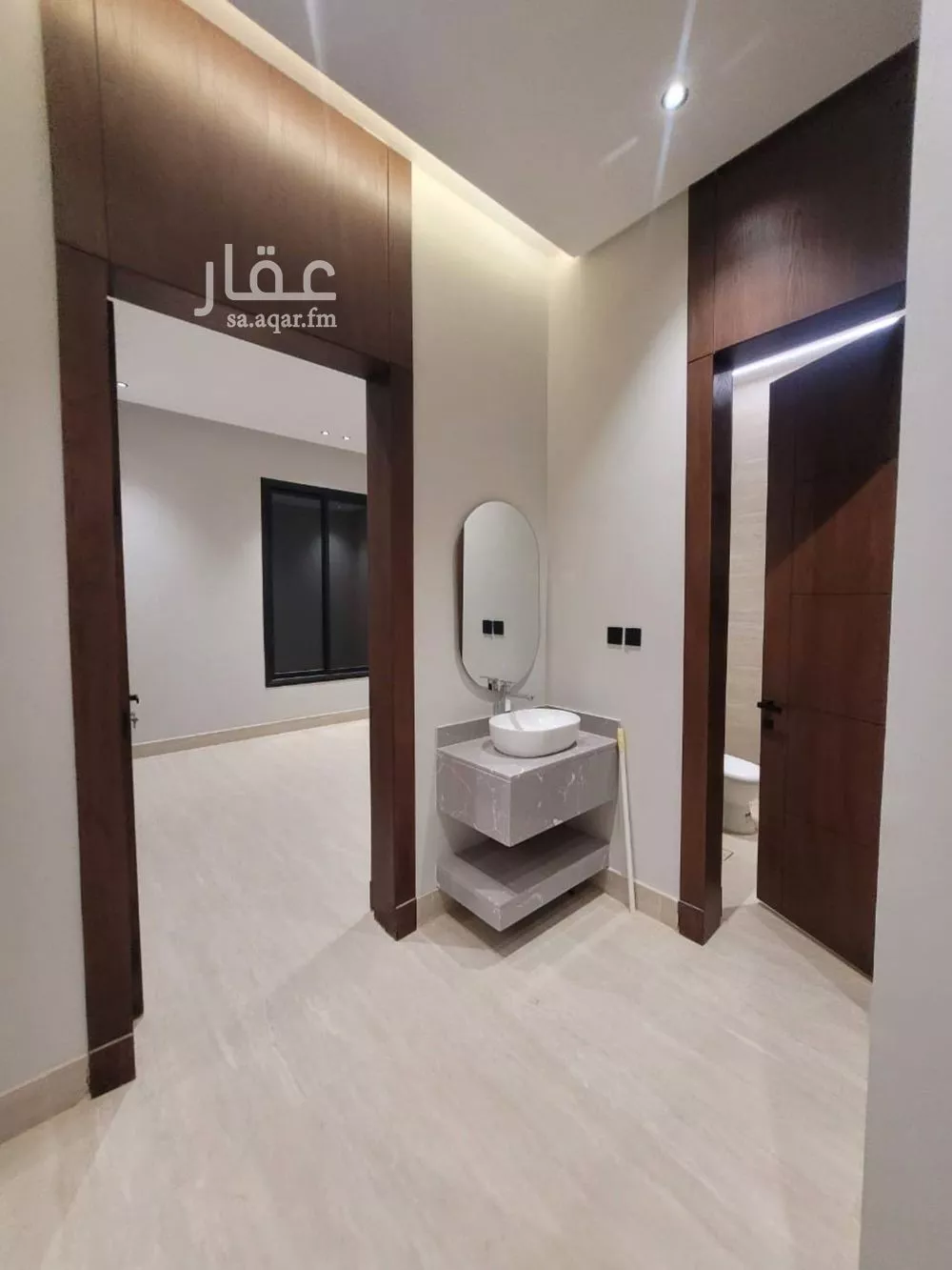3 bedroom floor in Dhahrat Namar 9