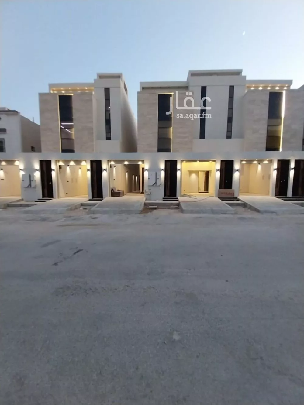3 bedroom floor in Dhahrat Namar 10
