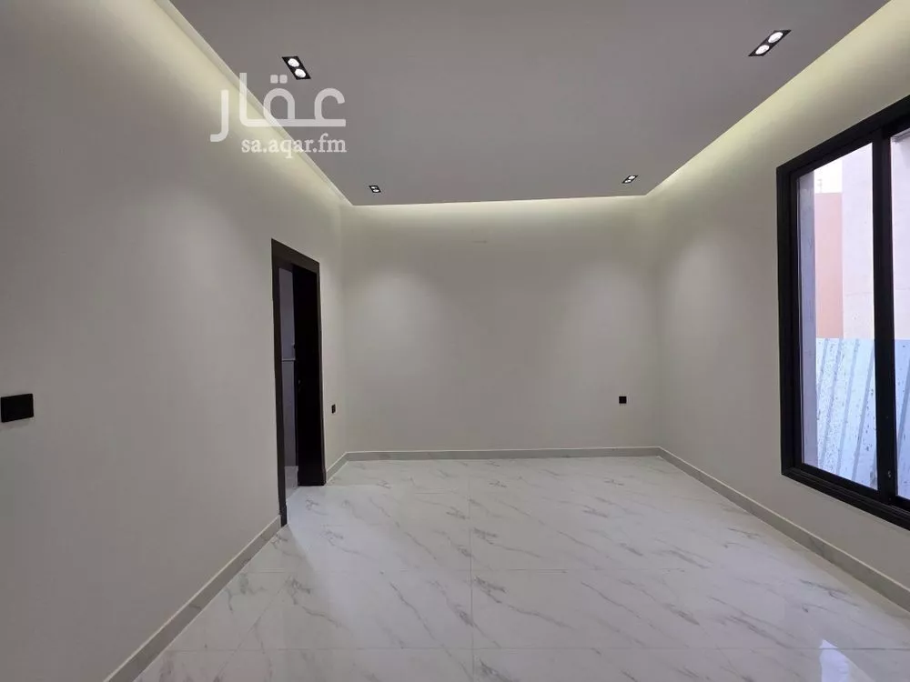 4 bedroom floor in Al Munsiyah 2