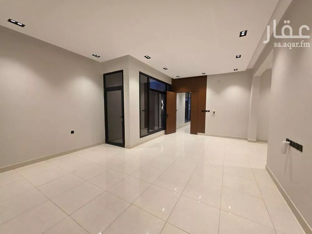 4 bedroom floor in Al Yarmouk 13