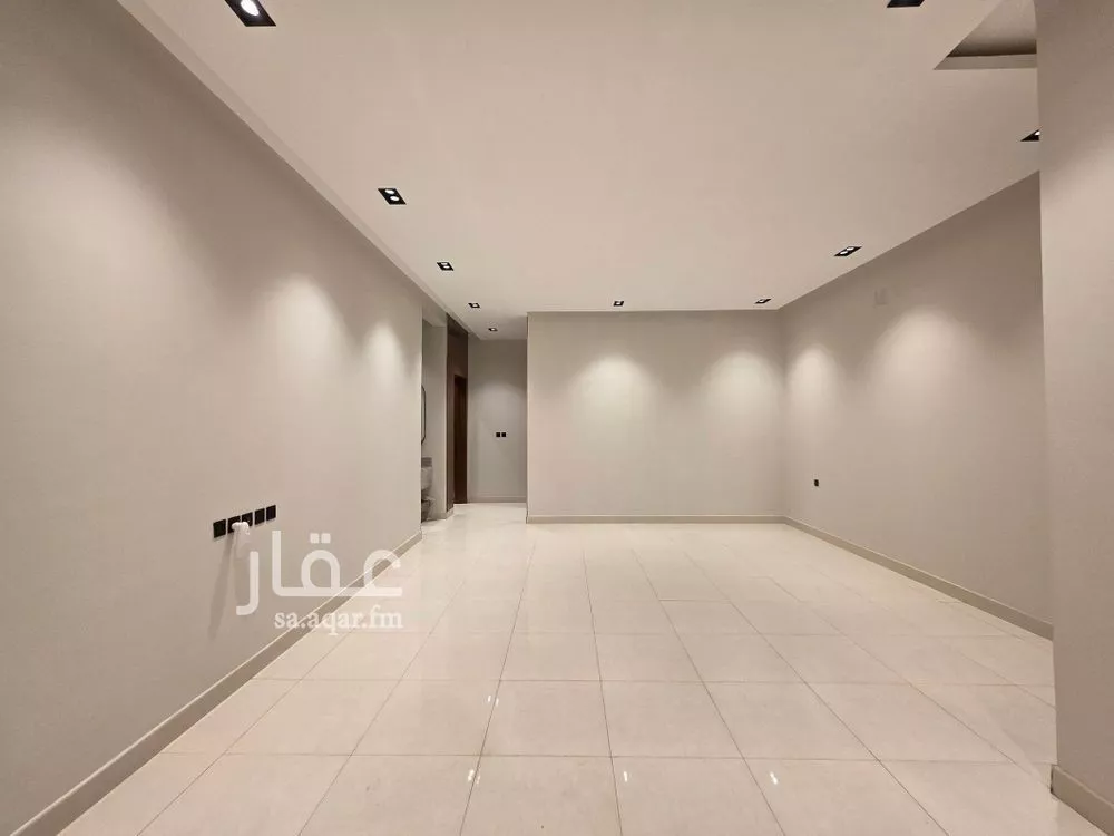 4 bedroom floor in Al Yarmouk 15