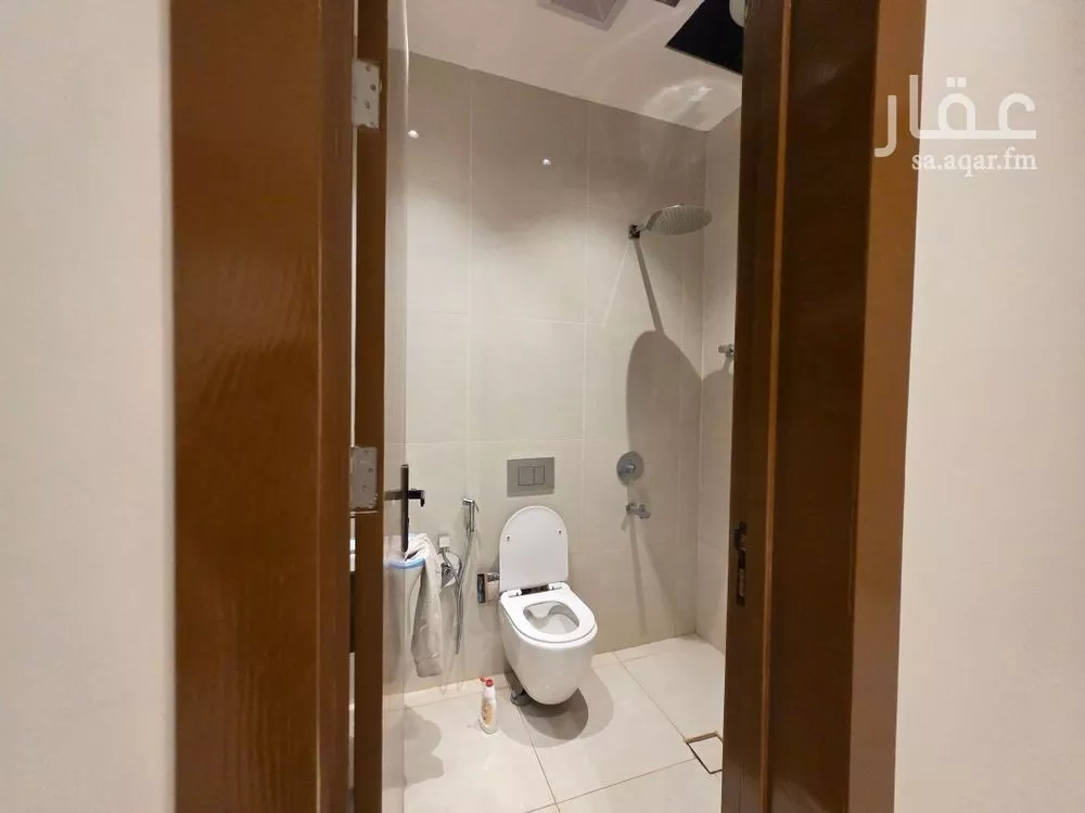 4 bedroom floor in Al Yarmouk 10