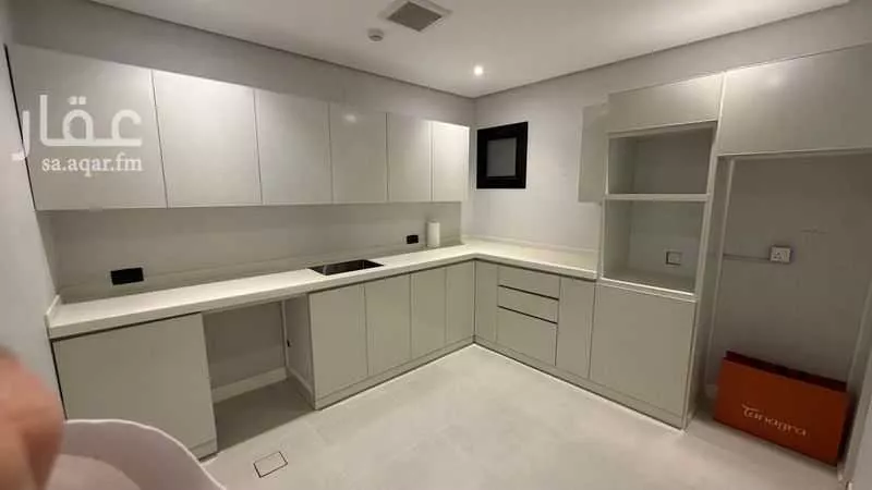 3 bedroom apartment in Hittin, Riyadh 10