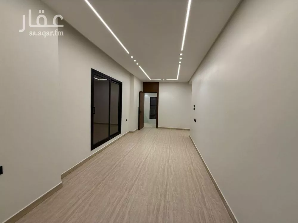 3 bedroom floor in Tuwaiq 11