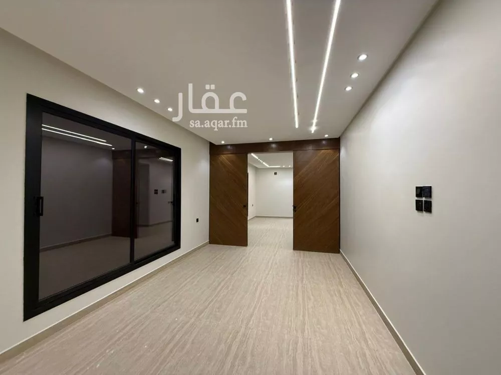 3 bedroom floor in Tuwaiq 8