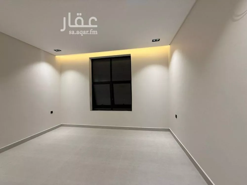 3 bedroom floor in As Suwaidi 9