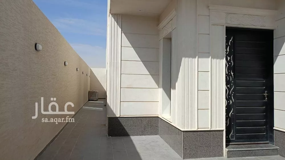 دور 4 غرف في الشرق 25