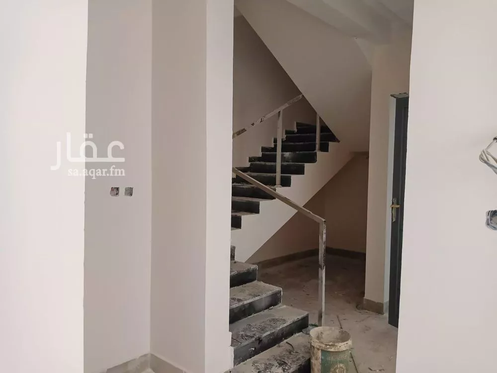 6 bedroom floor in Al Zahrah 2
