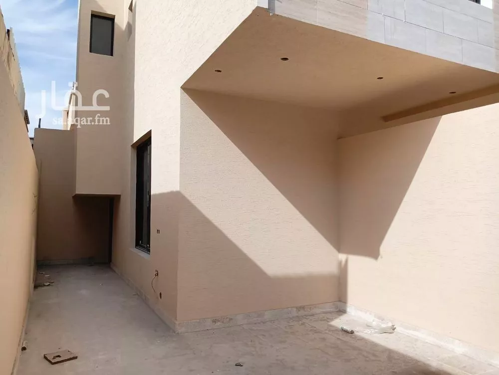 6 bedroom floor in Al Zahrah 11