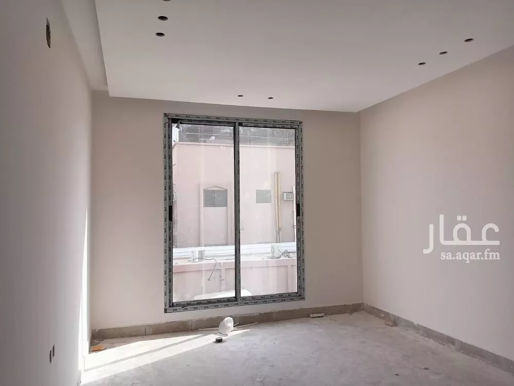 6 bedroom floor in Al Zahrah 10
