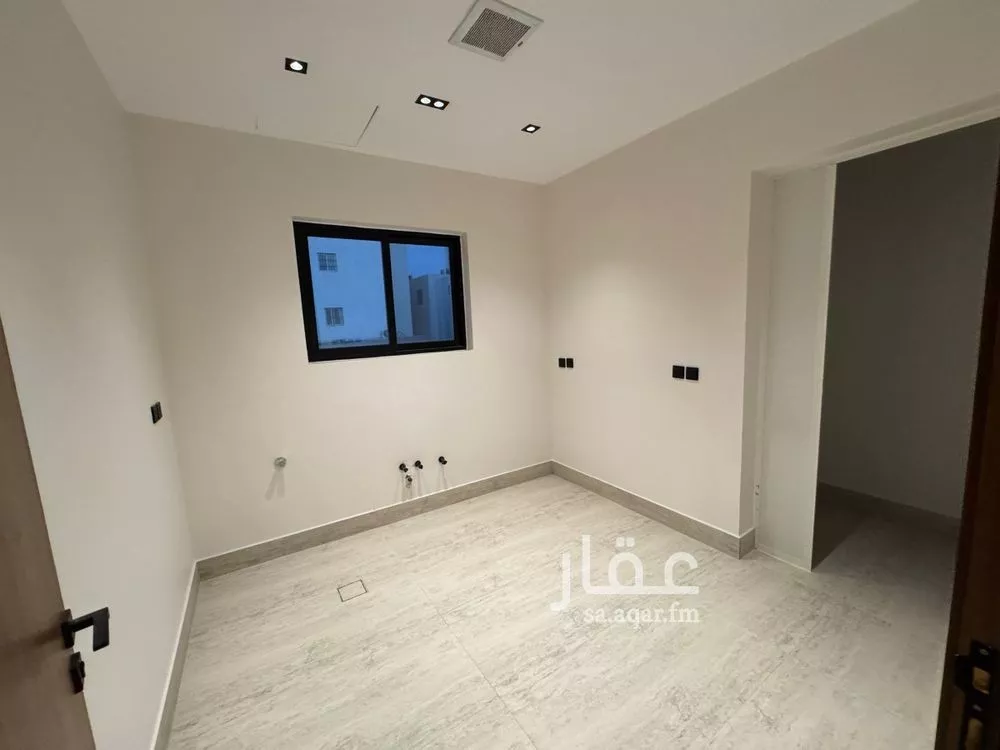 دور 4 غرف في الشرق 6