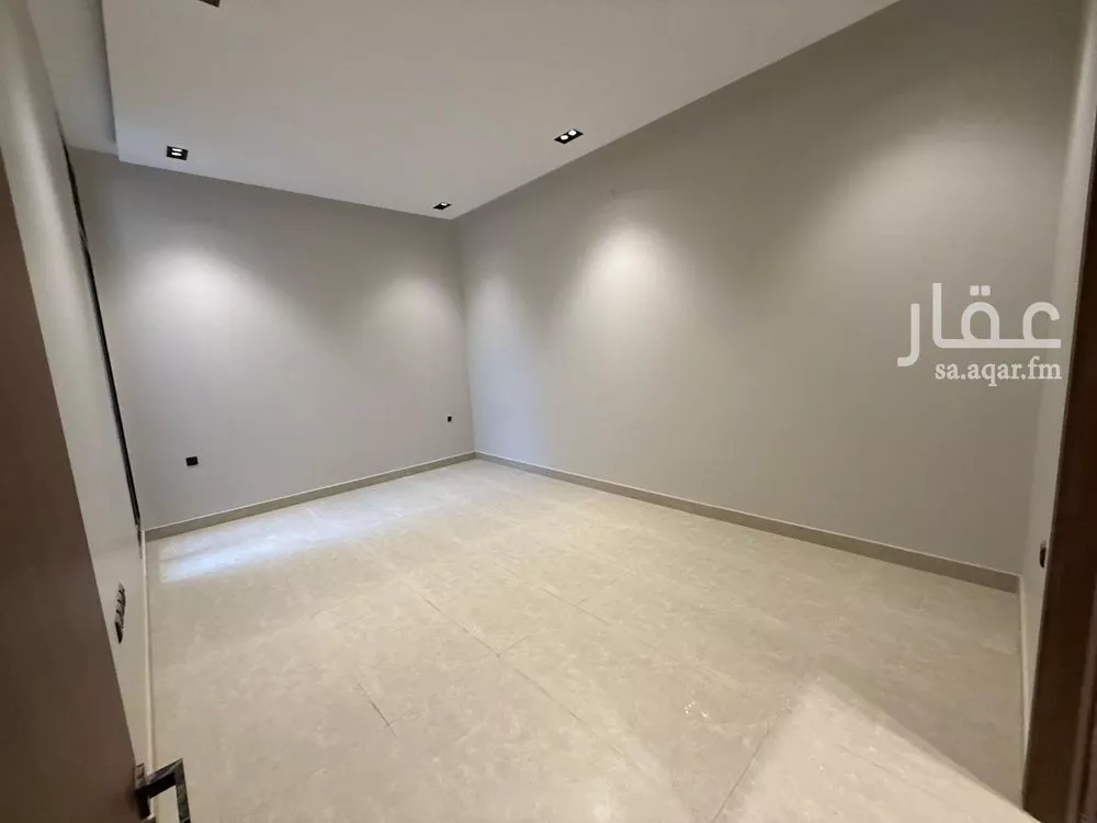 4 bedroom floor in Qurtubah 9