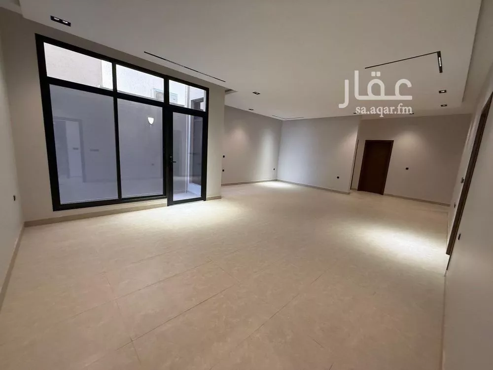 4 bedroom floor in Qurtubah 10