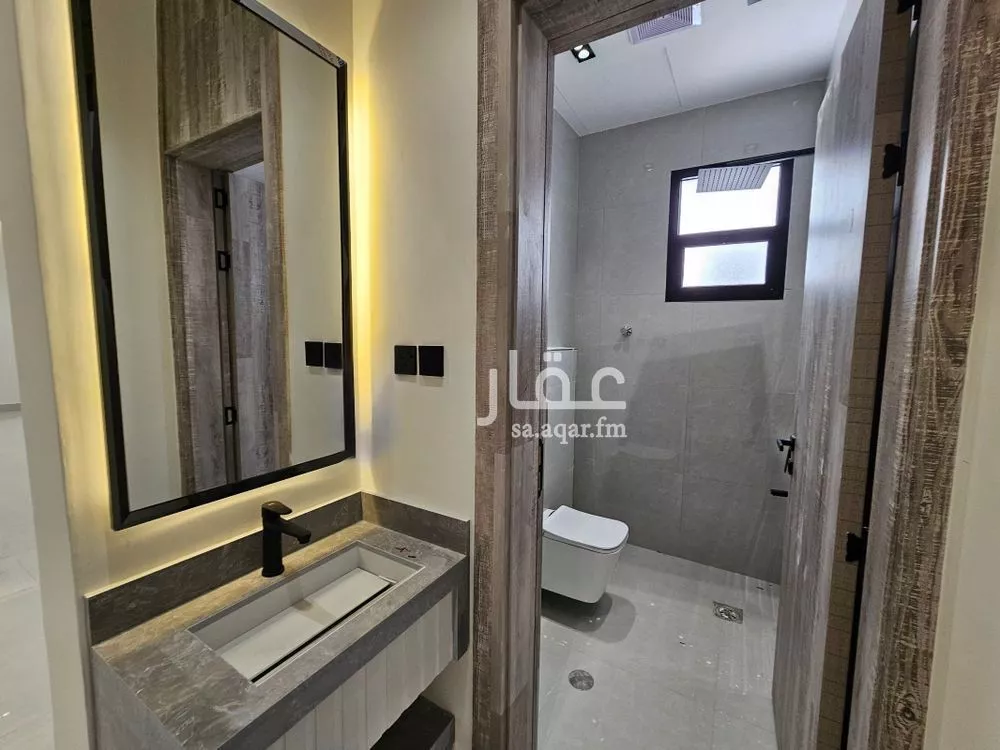 4 bedroom floor in Al Maizilah 6