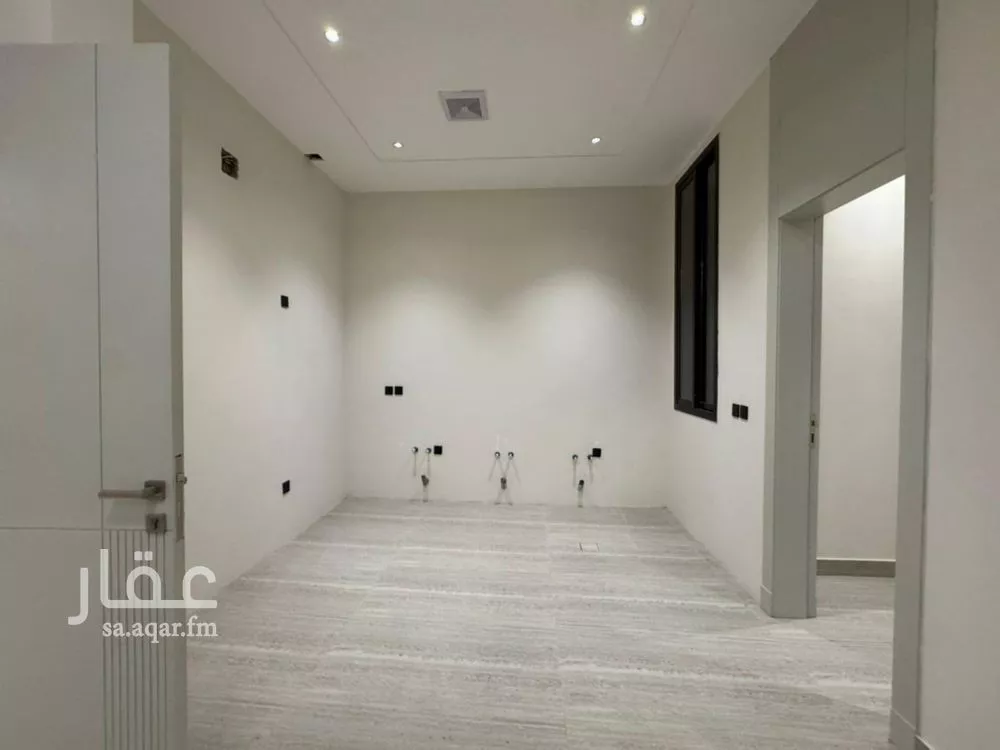 5 bedroom floor in Al Munsiyah 15