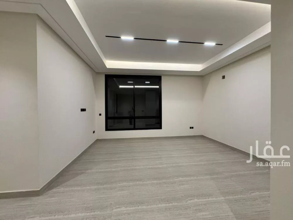 5 bedroom floor in Al Munsiyah 3