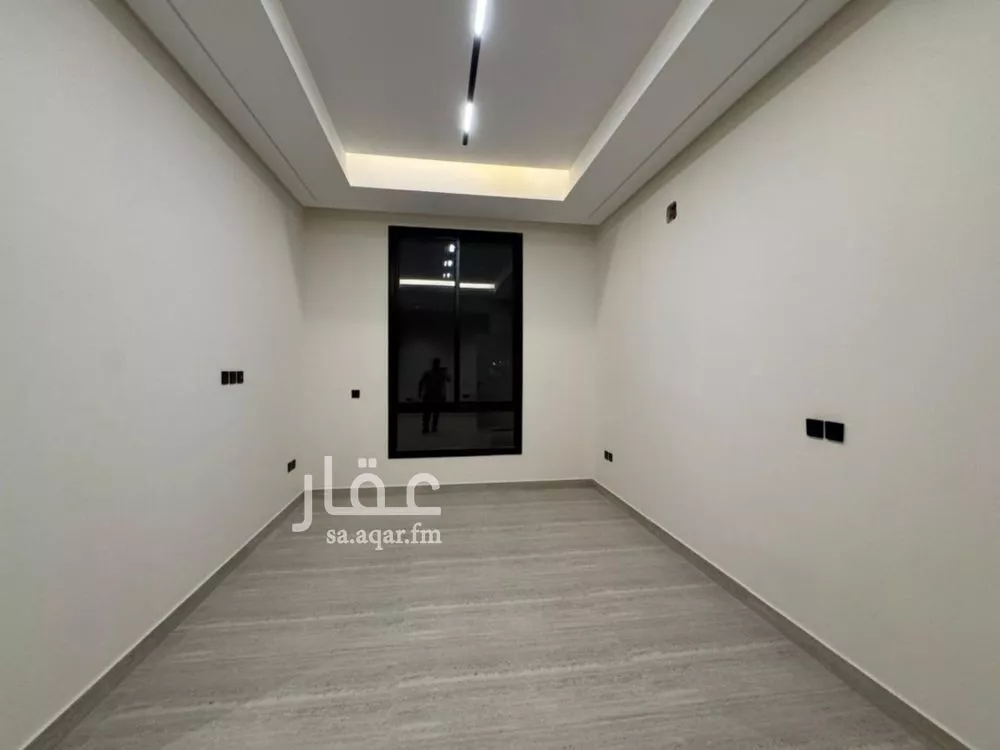 5 bedroom floor in Al Munsiyah 7