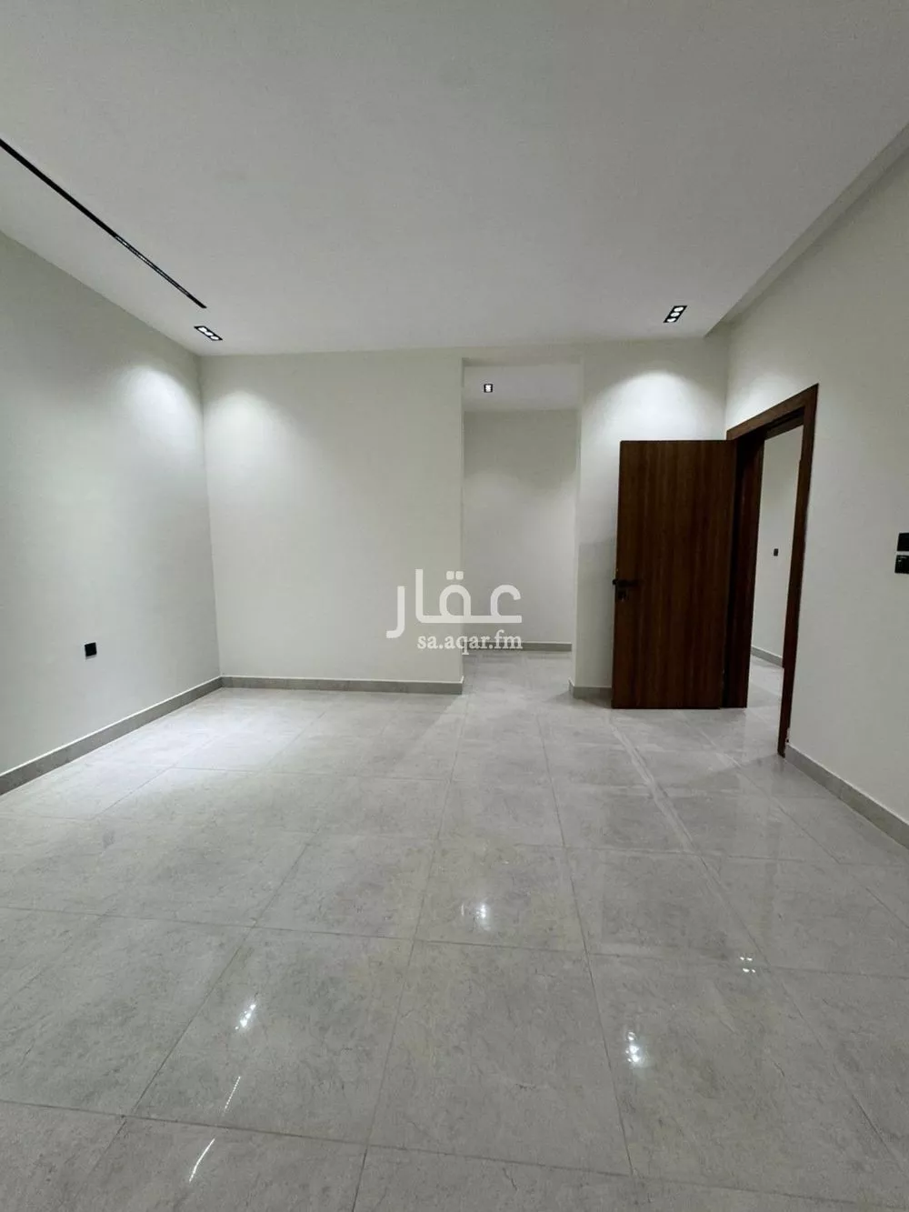 5 bedroom floor in Tuwaiq 13