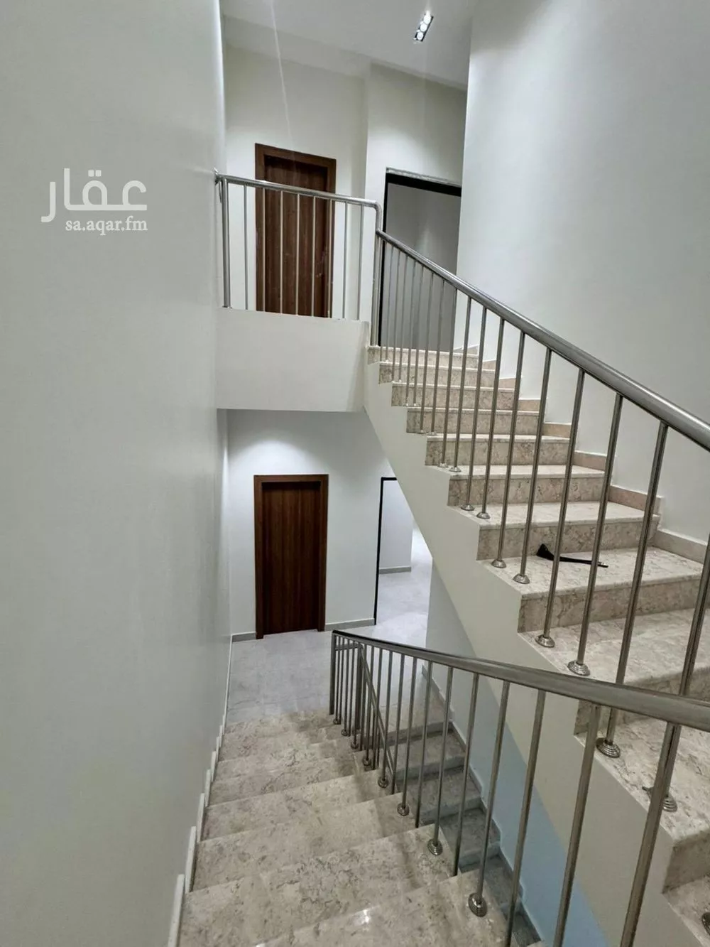 5 bedroom floor in Tuwaiq 17