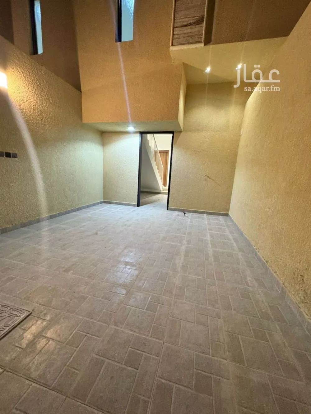5 bedroom floor in Tuwaiq 6