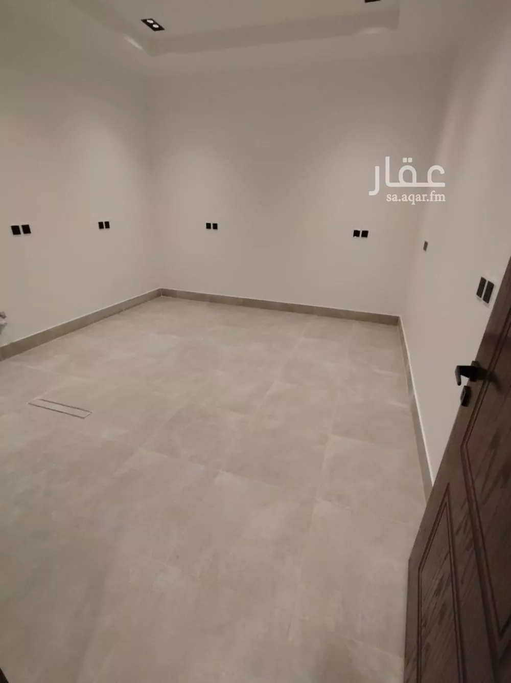 دور 3 غرف في المونسية 11