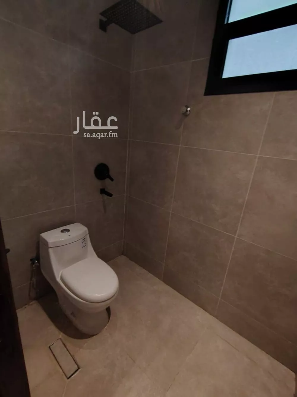 3 bedroom floor in Al Munsiyah 9