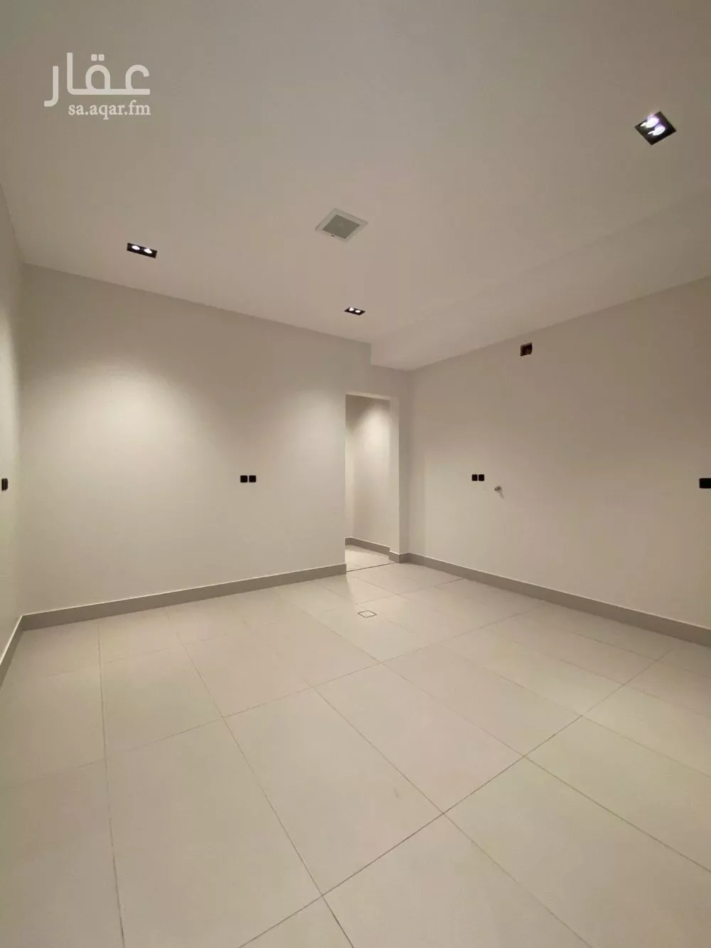 5 bedroom floor in Al Khaleej 2