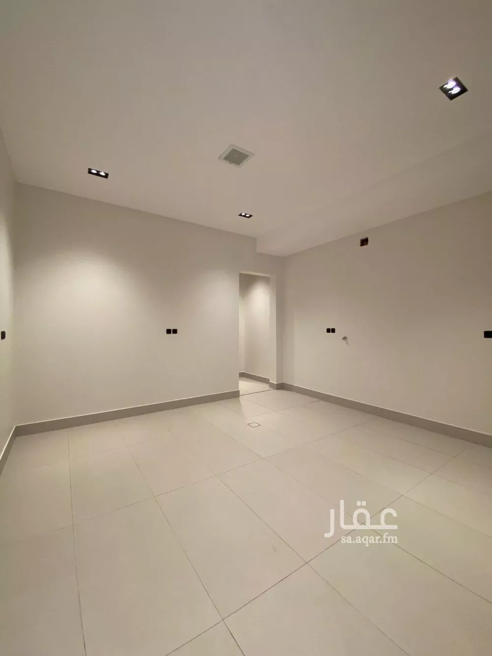 5 bedroom floor in Al Khaleej 10