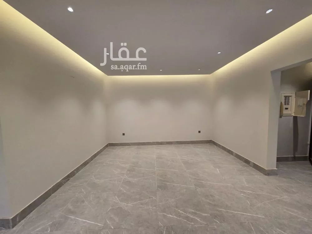 3 bedroom floor in Al Rawdah 4