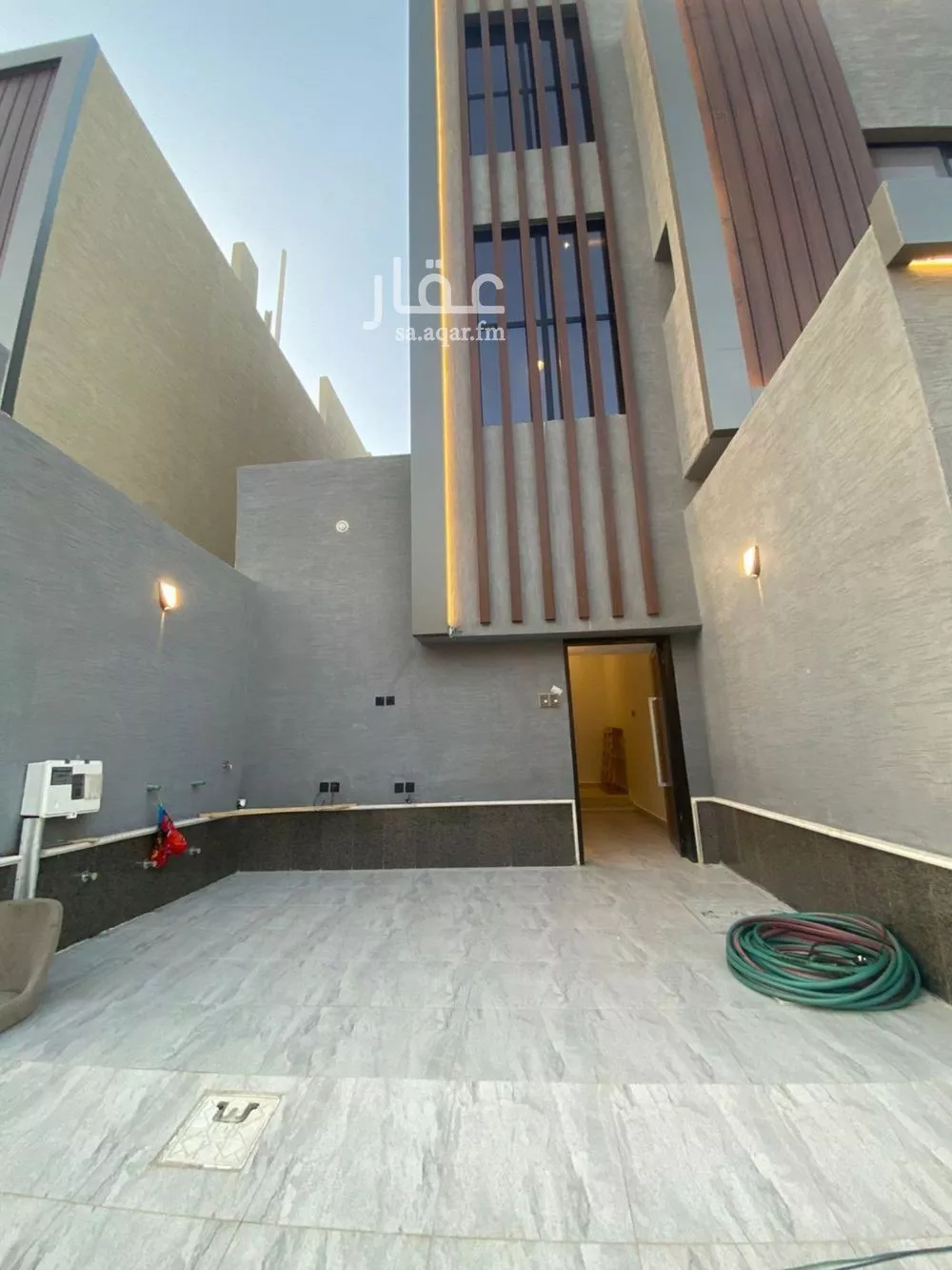 5 bedroom floor in Al Rimal 3