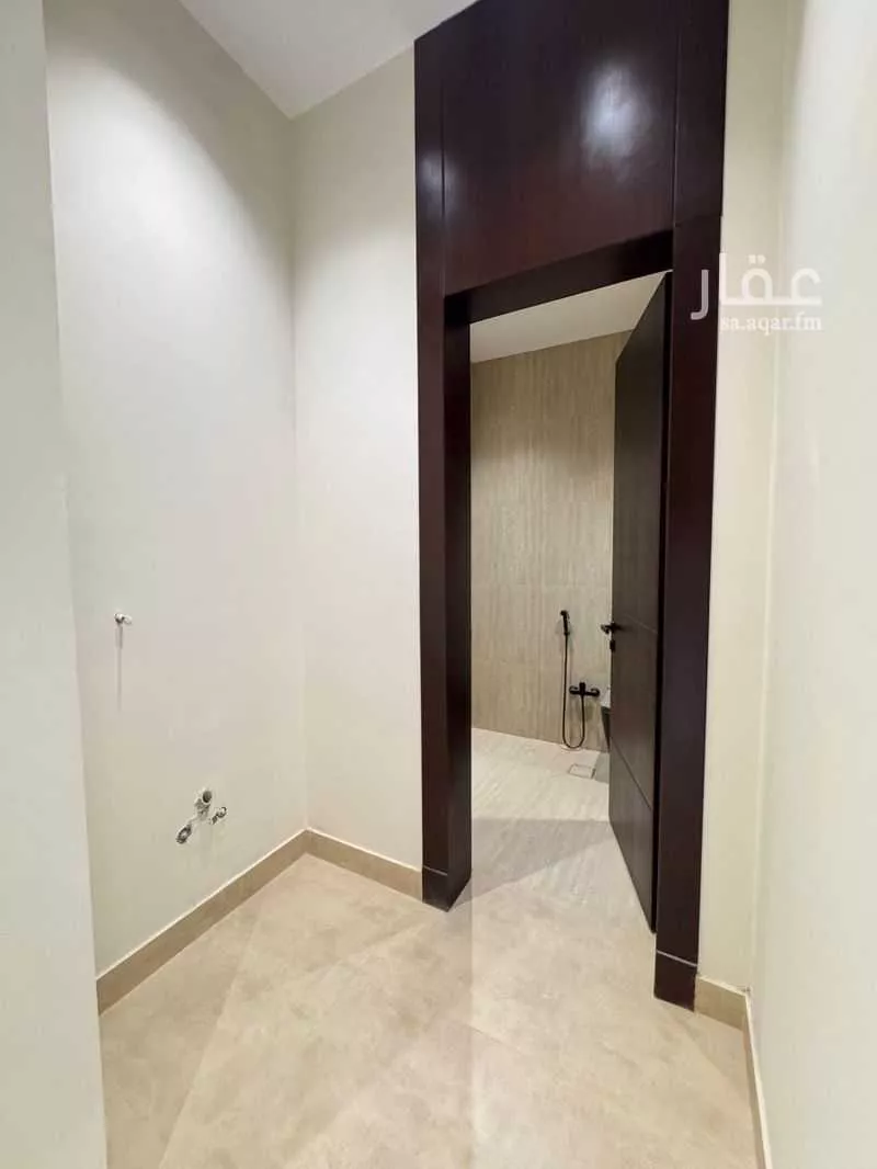 دور 3 غرف في العارض 12