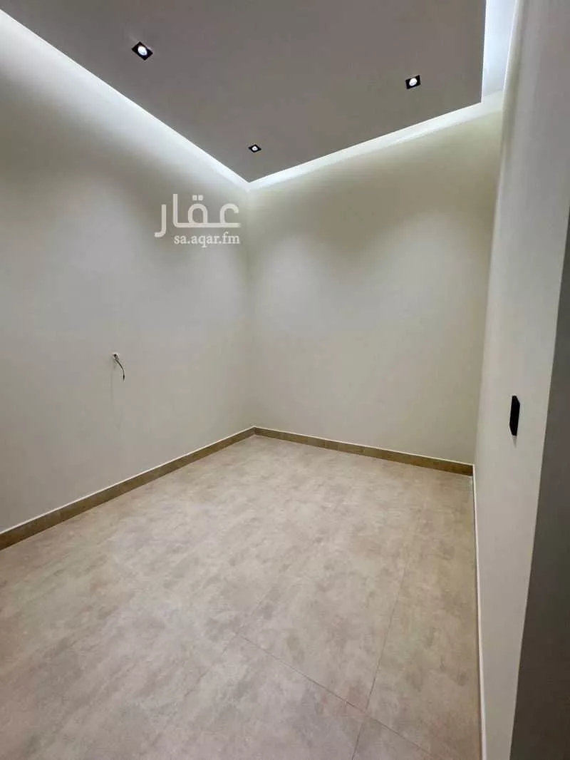 دور 3 غرف في العارض 7