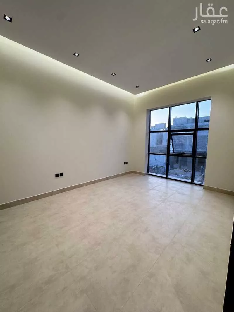 دور 3 غرف في العارض 9