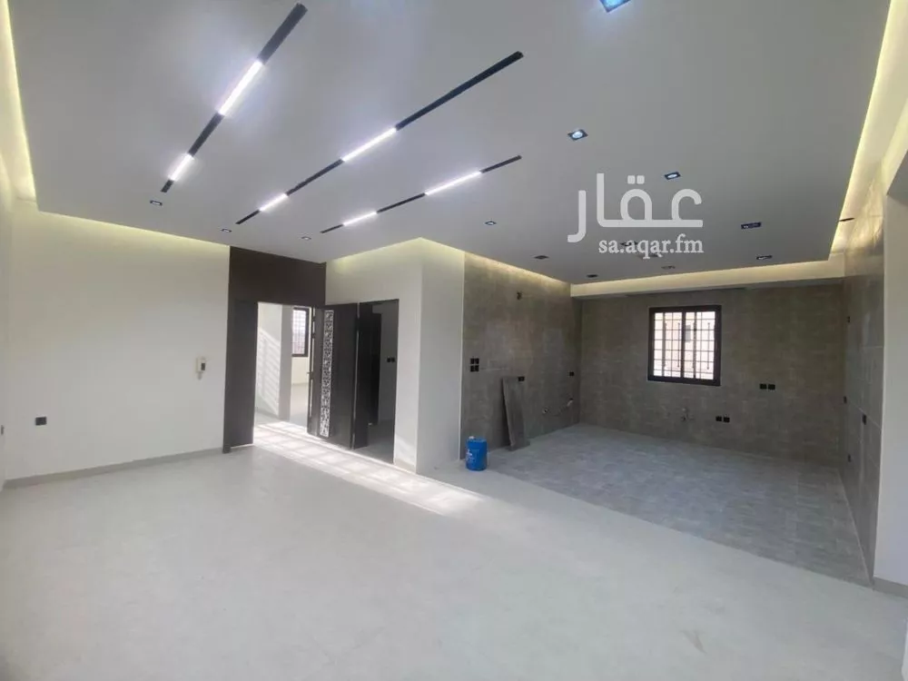 5 bedroom floor in Al Hazm 17