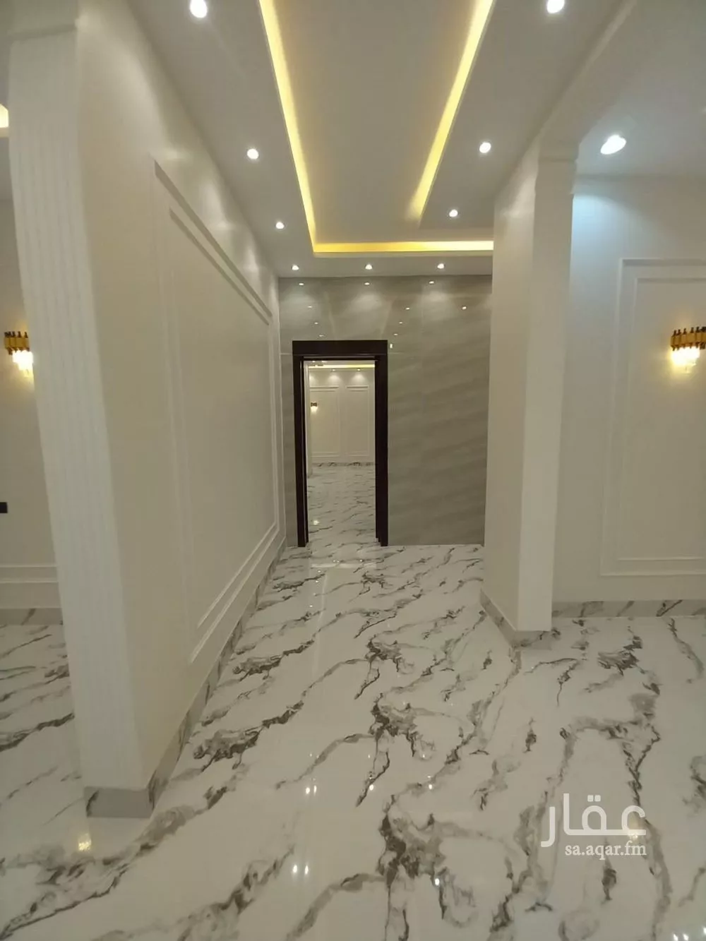 5 bedroom floor in Al Hazm 3