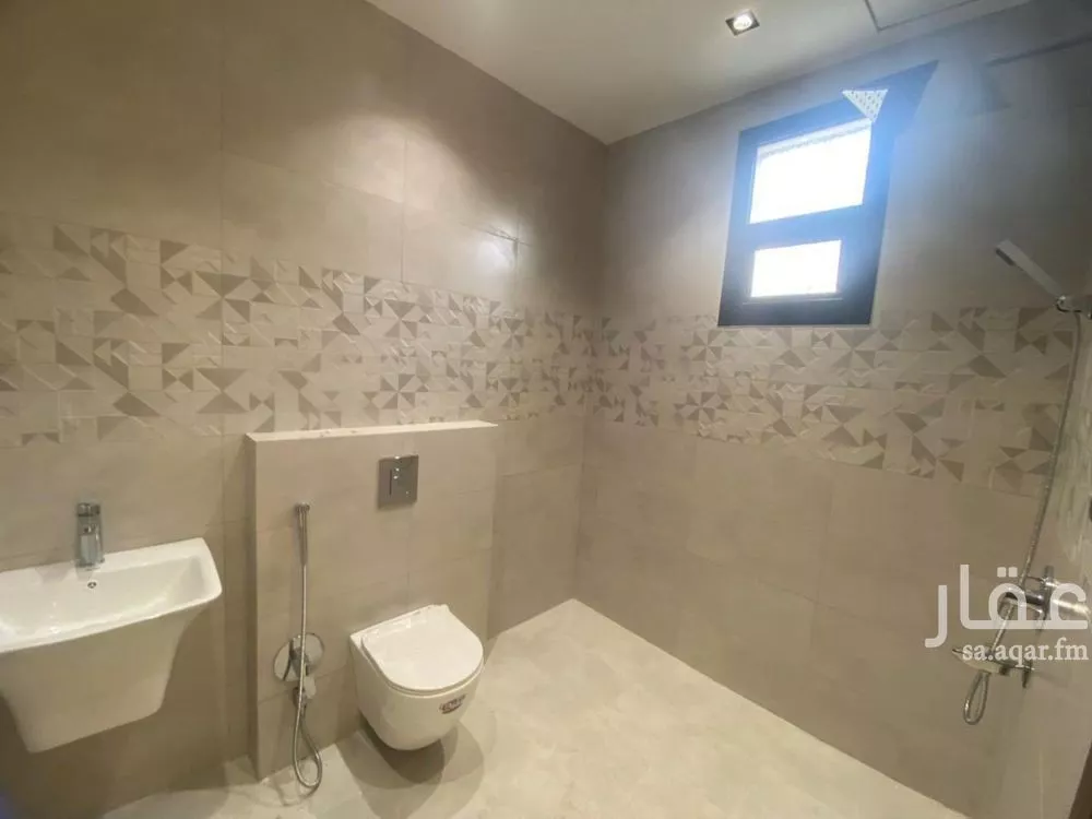 5 bedroom floor in Al Hazm 24