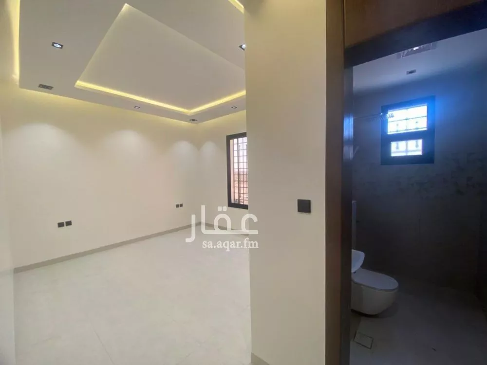 5 bedroom floor in Al Hazm 6