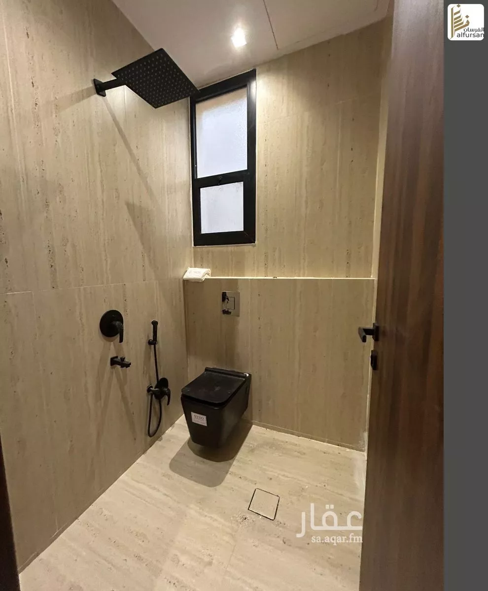 6 bedroom floor in Al Hazm 5