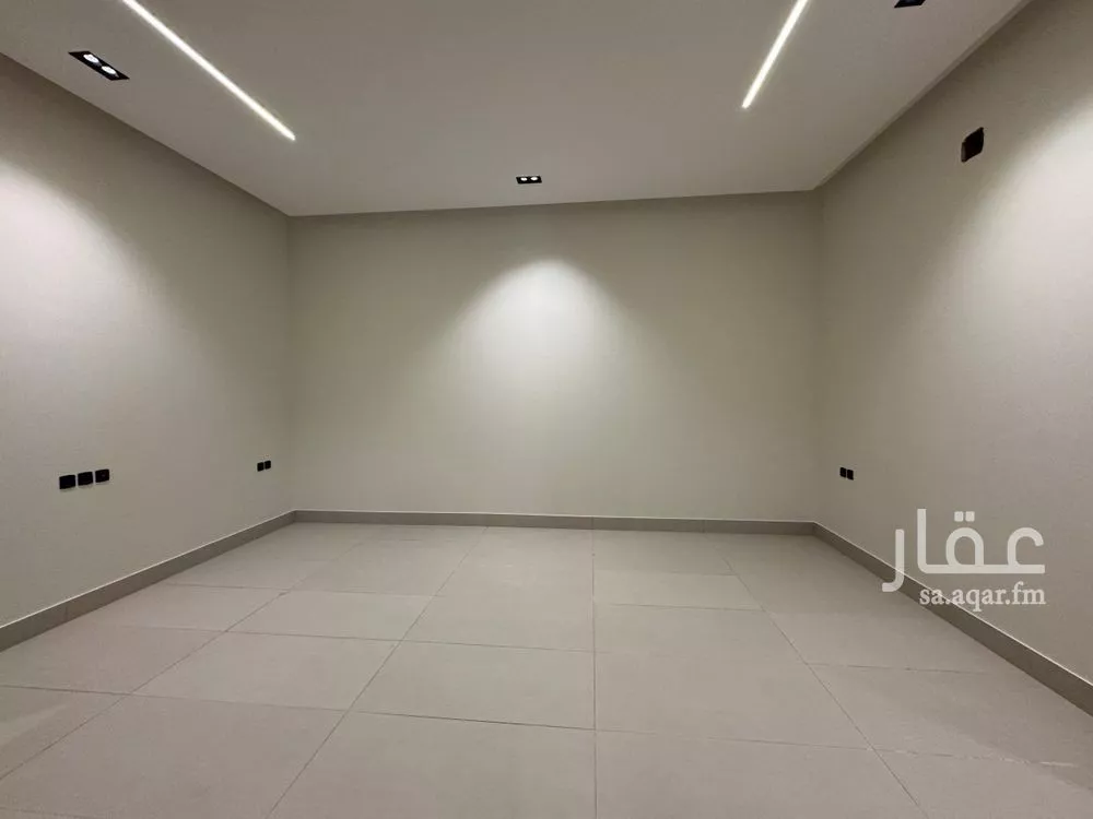 5 bedroom floor in Al Khaleej 3