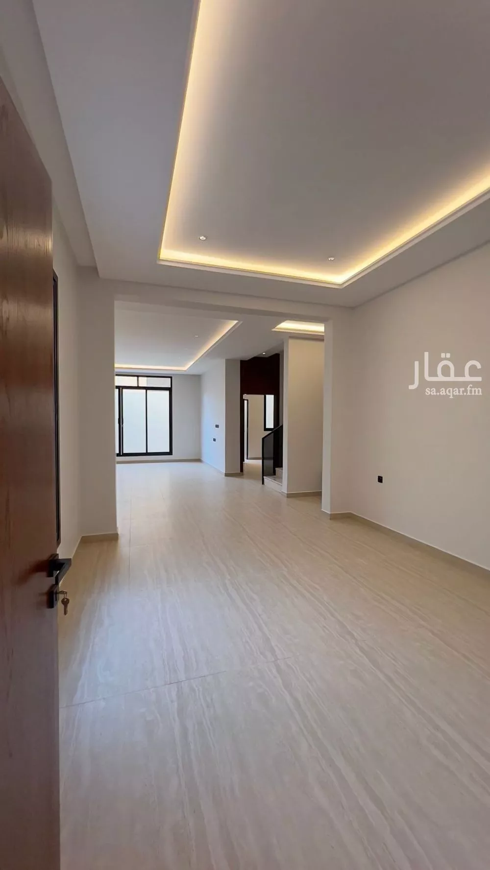 3 bedroom floor in As Suwaidi 7
