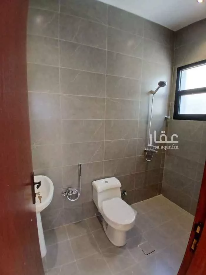 3 bedroom floor in Al Rimal 4