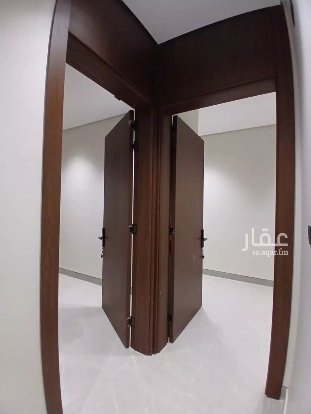 3 bedroom floor in Ishbiliyah 5