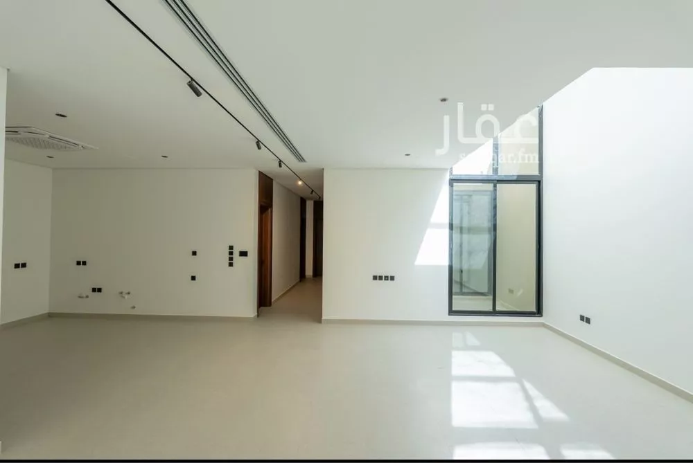 4 bedroom floor in Al Aridh 2