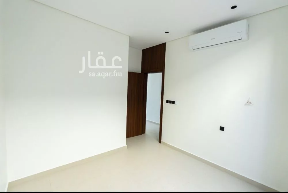 4 bedroom floor in Al Aridh 13