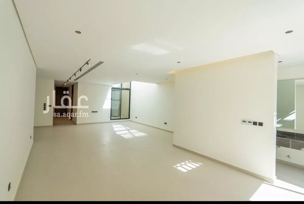4 bedroom floor in Al Aridh 15