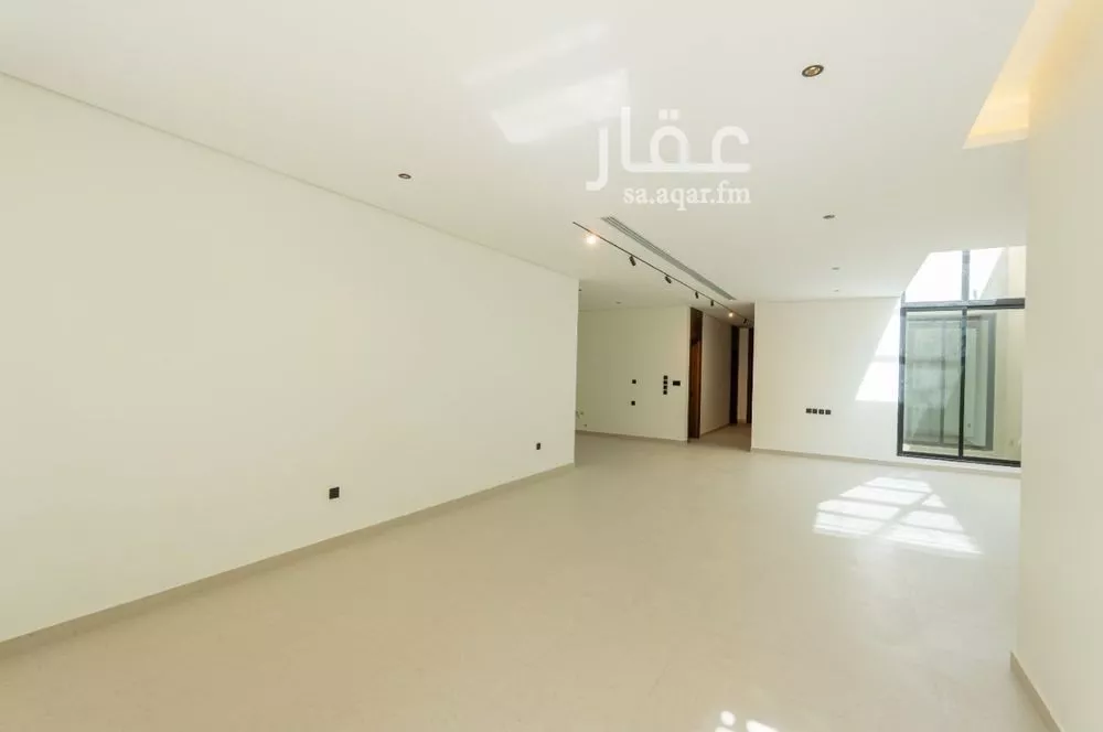 4 bedroom floor in Al Aridh 16
